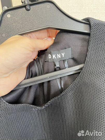 Платье оригинал dkny с вышивкой на сетке