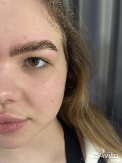 Коррекция и окрашивание бровей