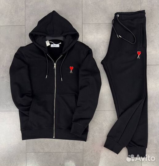 Ami Paris костюм