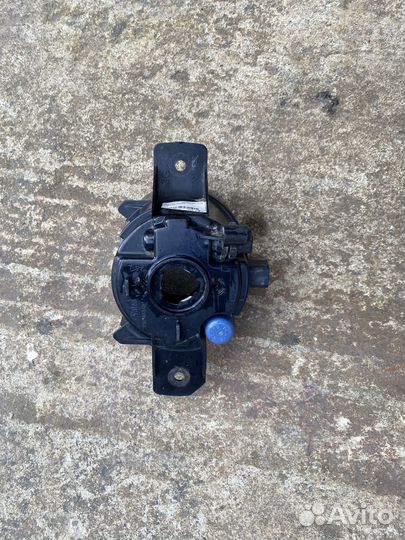 Фара противотуманная (левая)