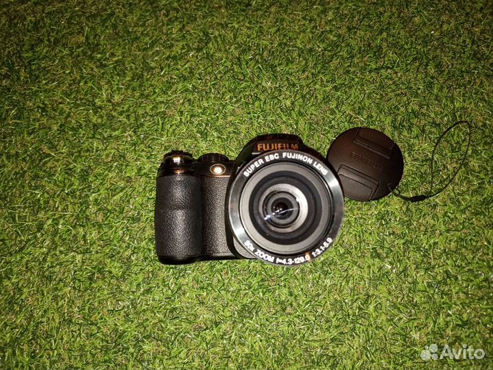 Фотоаппарат Fujifilm s4000