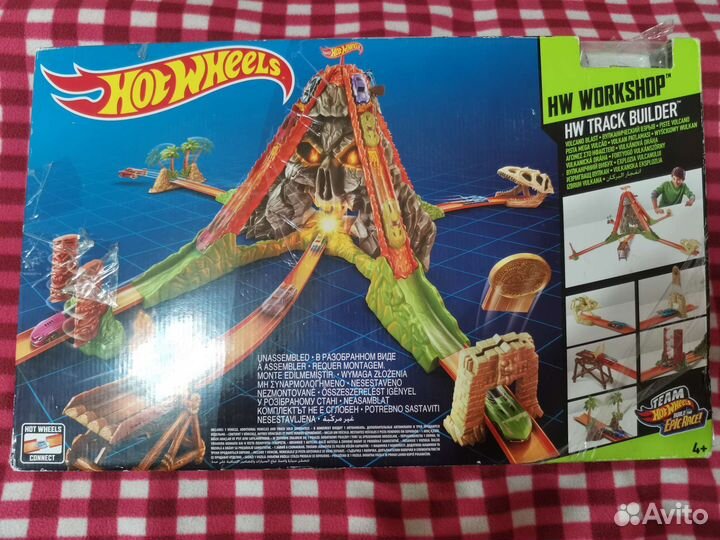 Гоночный трек Hot Wheels Track Builder Volcano