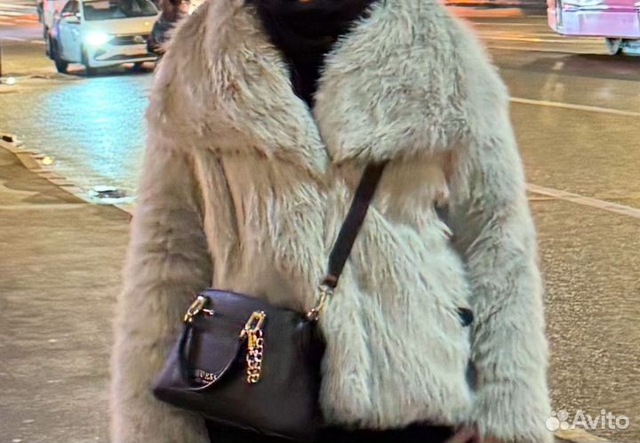 Шуба из экомеха женская