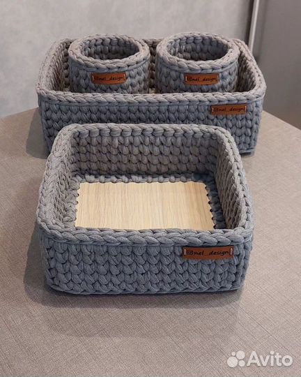 Вязанные корзинки