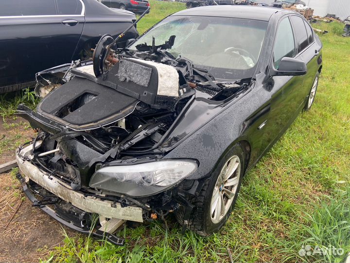 BMW 5 F10 528 в разборе N20B20A