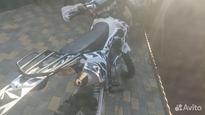 Мотоцикл bse z3