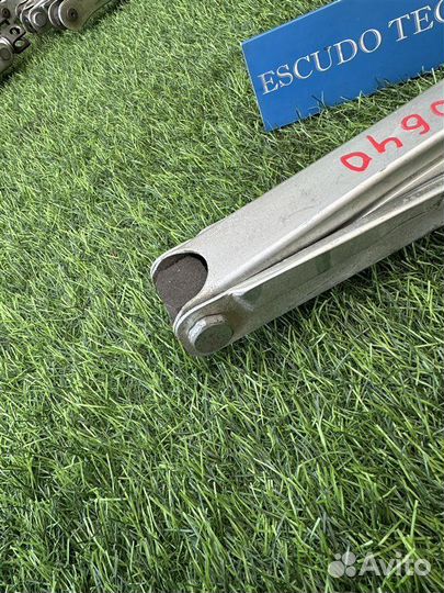 Домкрат Suzuki Escudo/Grand Vitara TA74W TD54W