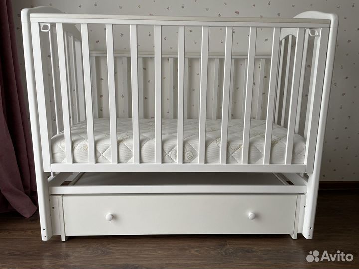 Кровать для новорожденных