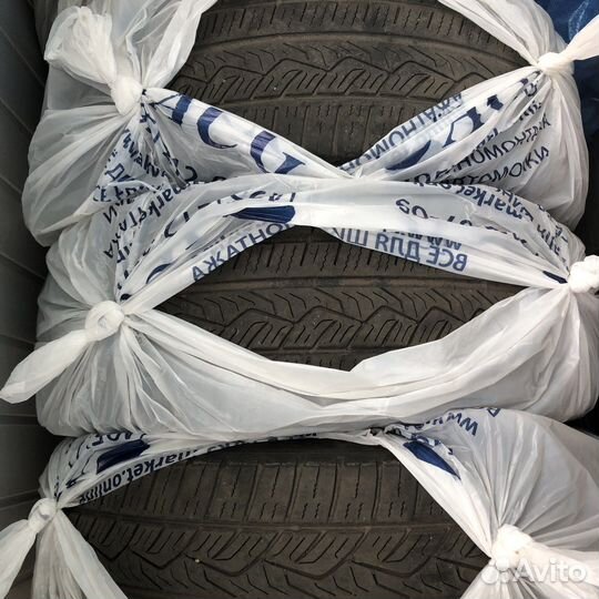 Nitto NT421Q 225/60 R18 104V