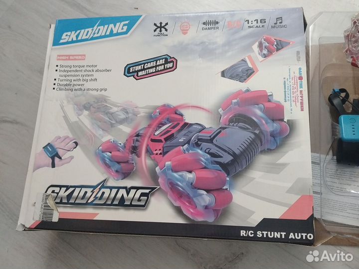 Машинка трюковая