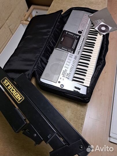 Синтезатор Yamaha PSR-S910