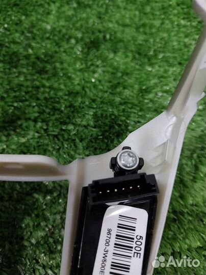 Кнопки мультимедиа на руль KIA Sportage 3 (SL) 20