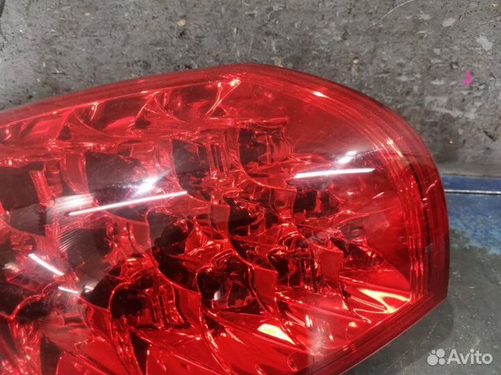 Фонарь левый Infiniti Ex J50