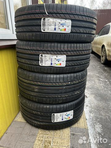 Continental ContiSportContact 5 ContiSeal 255/45 R22 и 285/40 R22 107Y