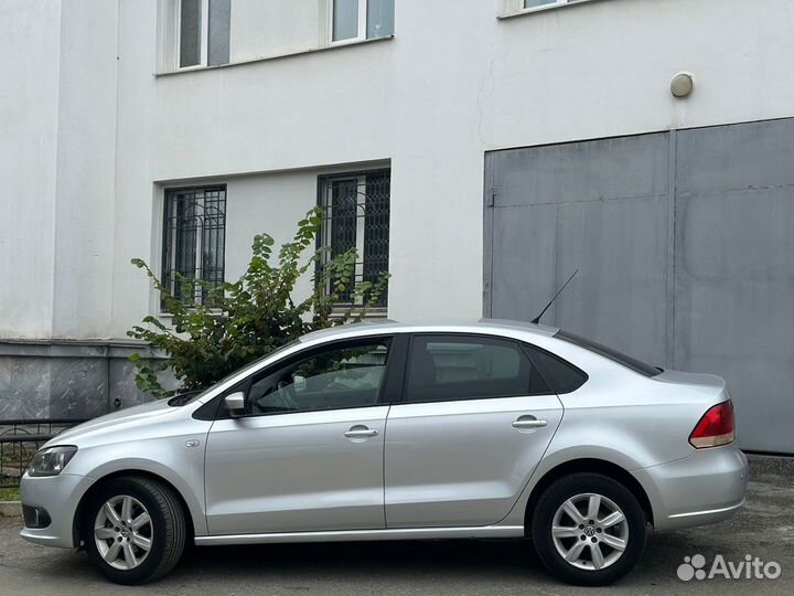 Volkswagen Polo 1.6 AT, 2011, 150 000 км