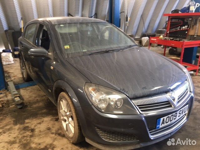 Разбор на запчасти Opel Astra H