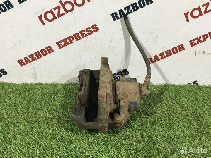 Суппорт тормозной передний правый Skoda Octavia A5