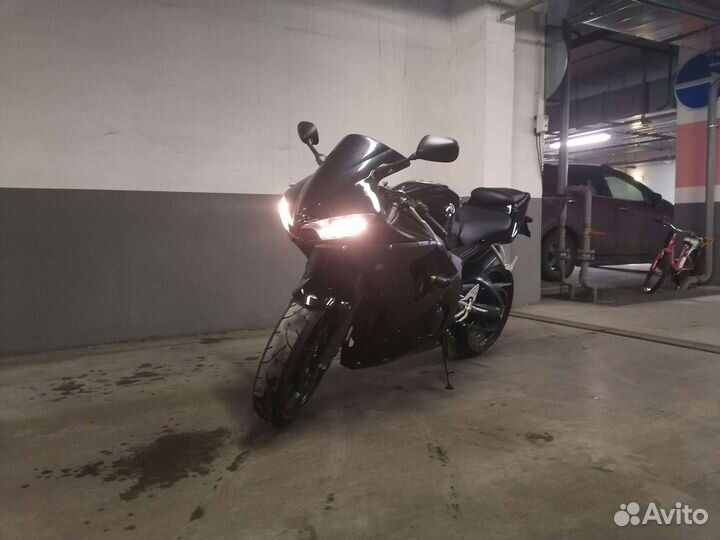 Ямаха yzfr 6S