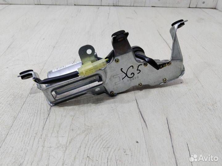 Мотор дворников задний Subaru Forester SG5/S11