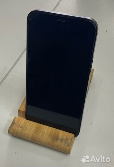 iPhone 12, 64 ГБ