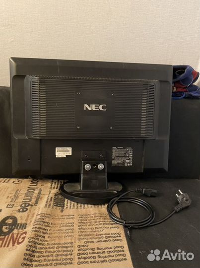 Монитор NEC