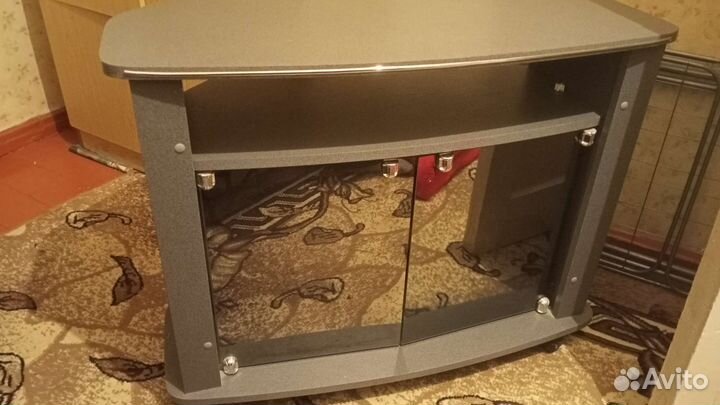 Тумба под телевизор бу
