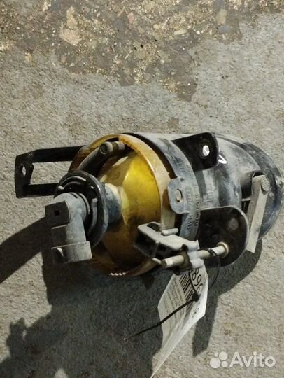 Фара противотуманная Volkswagen Passat B6 BZB 2008