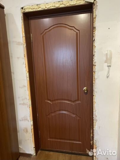 Дверь входная железная бу правая