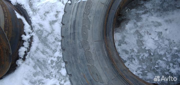 Продам резину 7,50R16 б/у