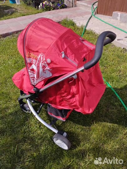 Коляска прогулочная