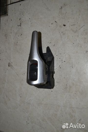 Ручка внутренняя задняя правая Toyota Corolla e150