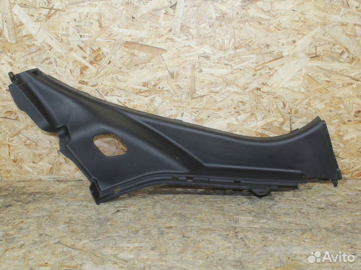 Обшивка задней арки правая Kia Rio 3
