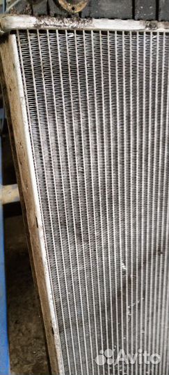 Радиатор охлаждения audi a8 d2 4.2