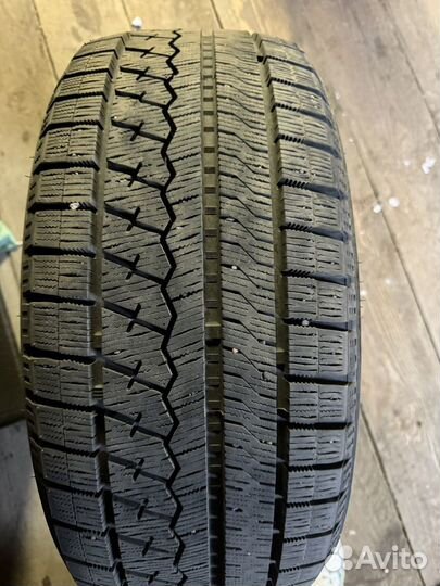 Sailun Ice Blazer Arctic 235/45 R18 98H