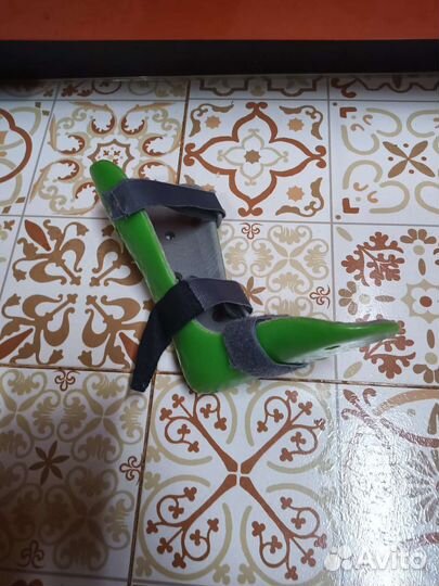 Ортез для голеностопа, тутор на левую ногу