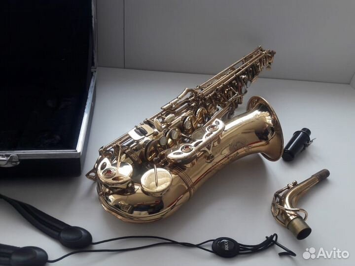 Саксофон Classic