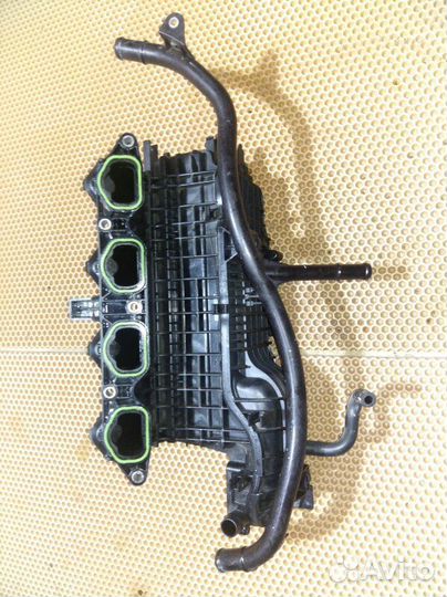 Впускной коллектор Skoda Karoq NU7 czea