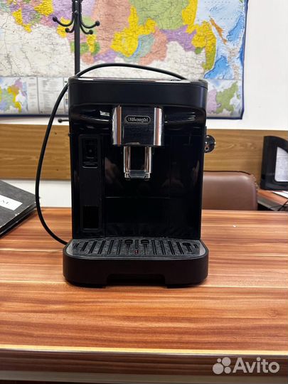 Кофемашина delonghi