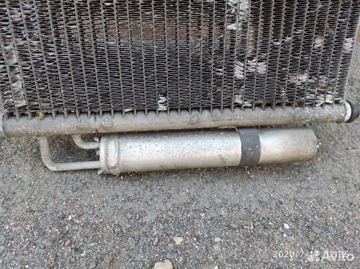 Радиатор кондиционера Nissan Teana 31
