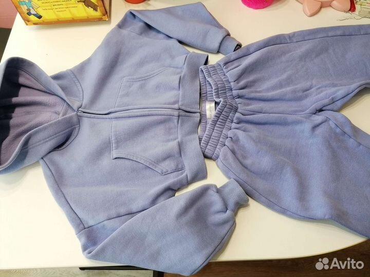 Спортивный костюм 134-140 см