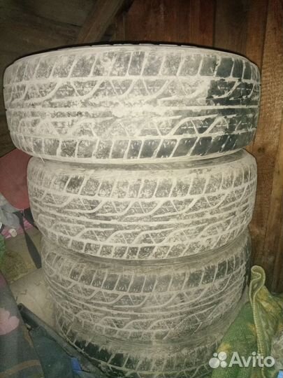 Dunlop Grandtrek AT3 215/65 R16