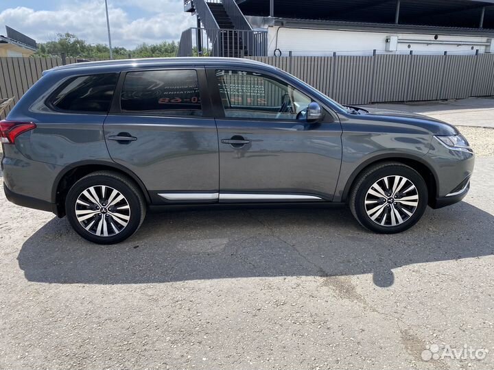 Mitsubishi Outlander 2.0 CVT, 2020, 58 000 км