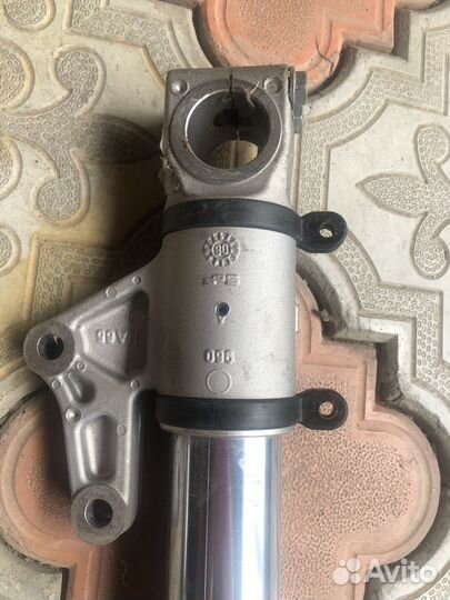 Амортизатор на мотоцикл