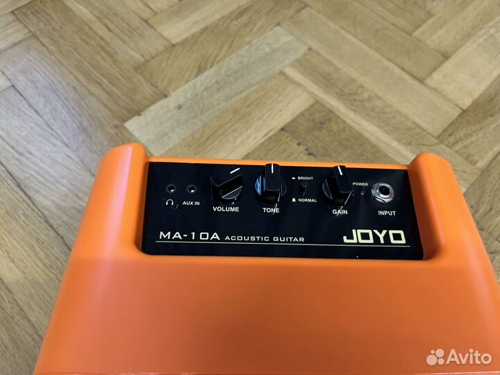 Комбоусилитель для акустической гитары Joyo MA-10A