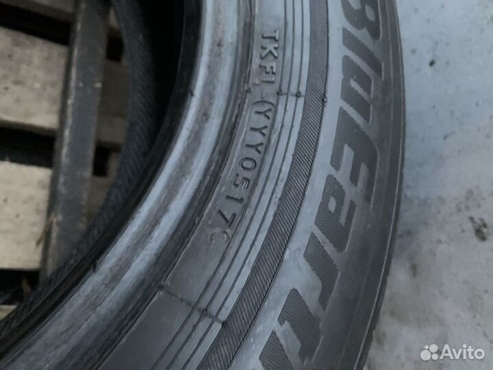 Yokohama BluEarth AE01 215/60 R16