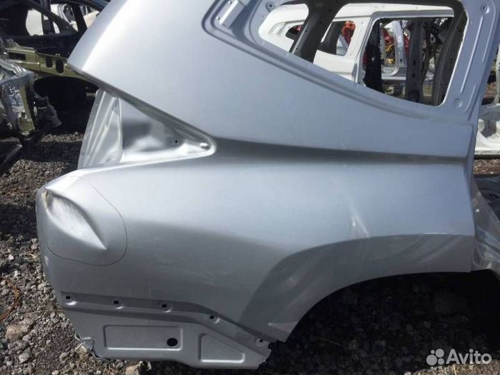 Крыло заднее правое Mitsubishi Pajero/Montero Spor