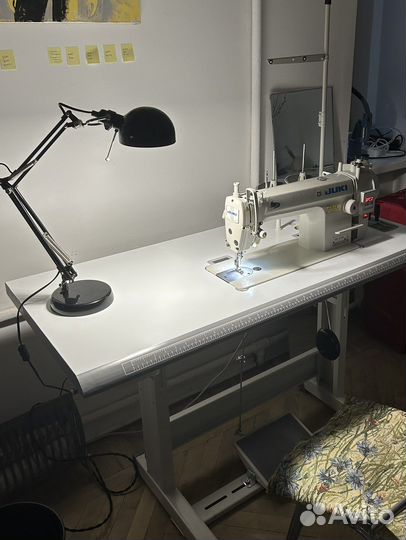 Прямострочная промышленная швейная машина