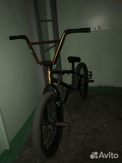 Трюковой велосипед бмх