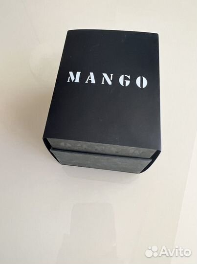 Часы mango