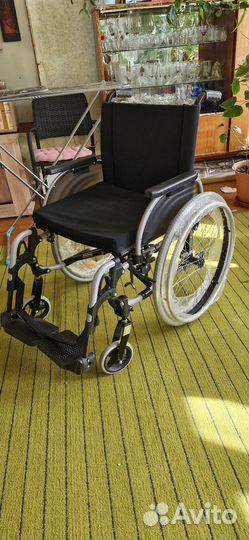 Инвалидная коляска новая
